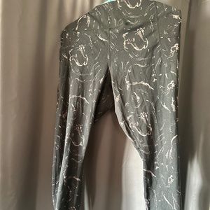 Active Life XXL black patterned leggings